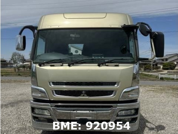 MITSUBISHI FUSO TRACTOR HEAD