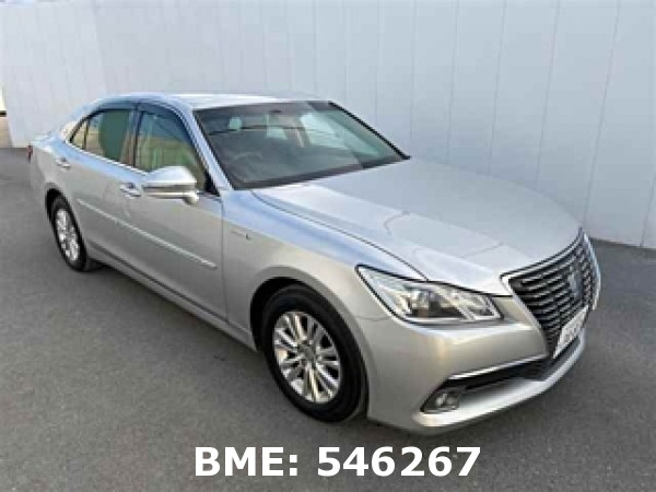 TOYOTA CROWN ROYAL SALOON