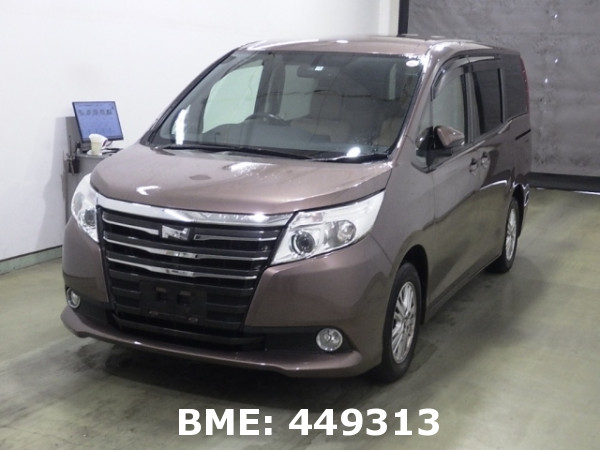 TOYOTA NOAH