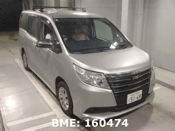 TOYOTA NOAH