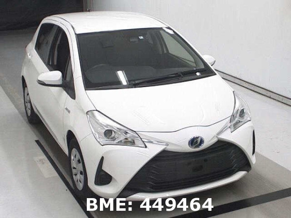 TOYOTA VITZ HYBRID F