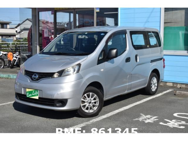 NISSAN NV200