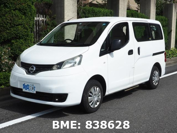 NISSAN NV200