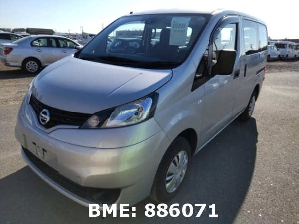 NISSAN NV200