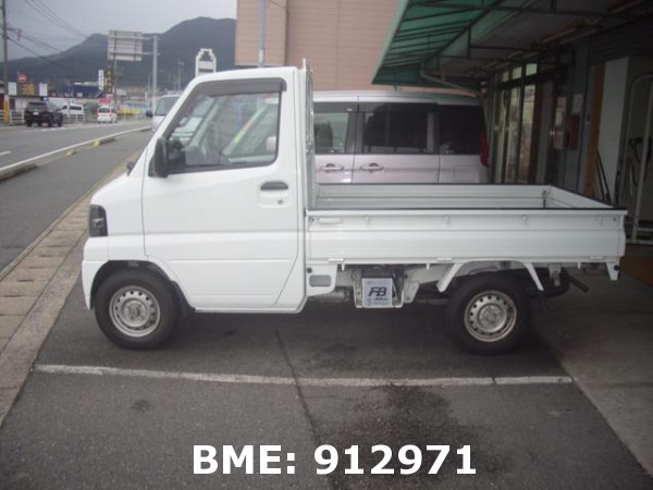 NISSAN CLIPPER TRUCK DX