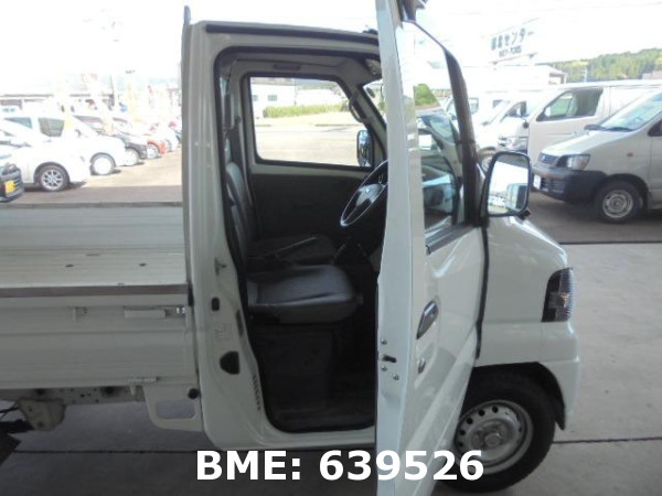 NISSAN CLIPPER TRUCK DX