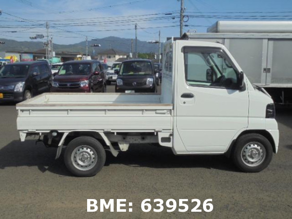 NISSAN CLIPPER TRUCK DX