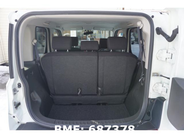 NISSAN CUBE 15X FOUR V SELECTION