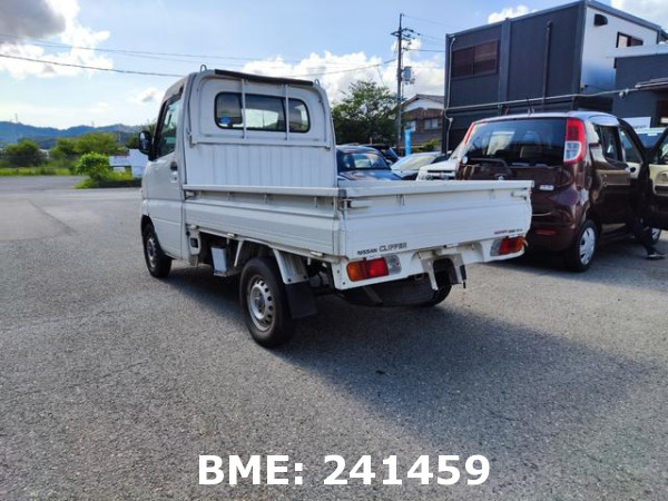 NISSAN CLIPPER TRUCK