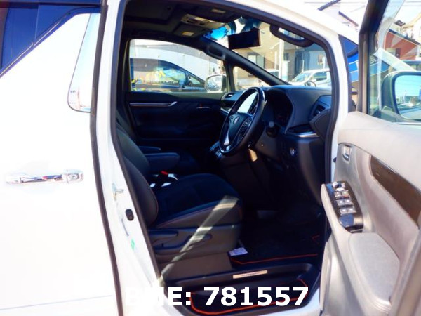 TOYOTA ALPHARD 2.5 S A PACKAGE