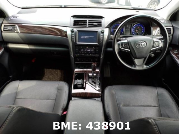 TOYOTA CAMRY (HYBRID LEATHER PACKAGE)