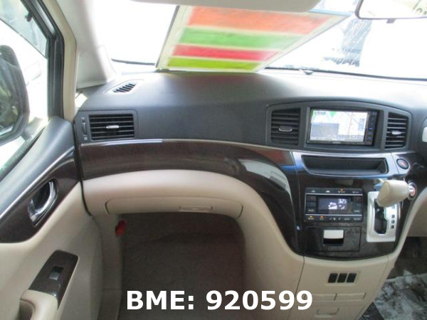 NISSAN ELGRAND 250XG