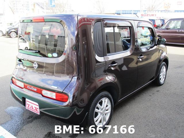 NISSAN CUBE 15X V SELECTION