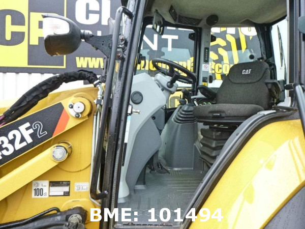 CATERPILLAR 432F BACKHOE