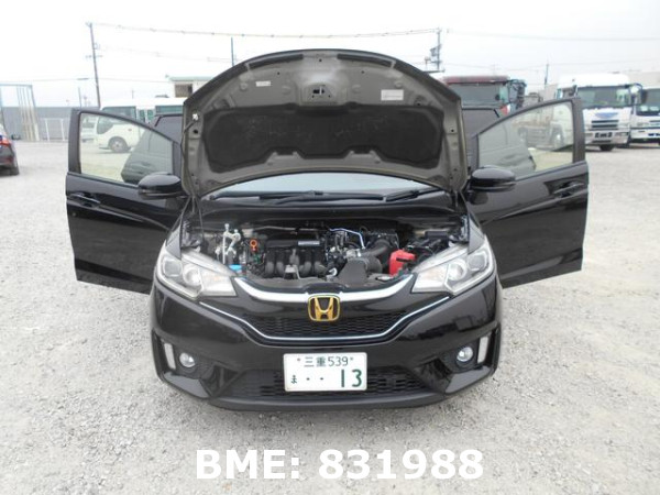 HONDA FIT 13G S PACKAGE