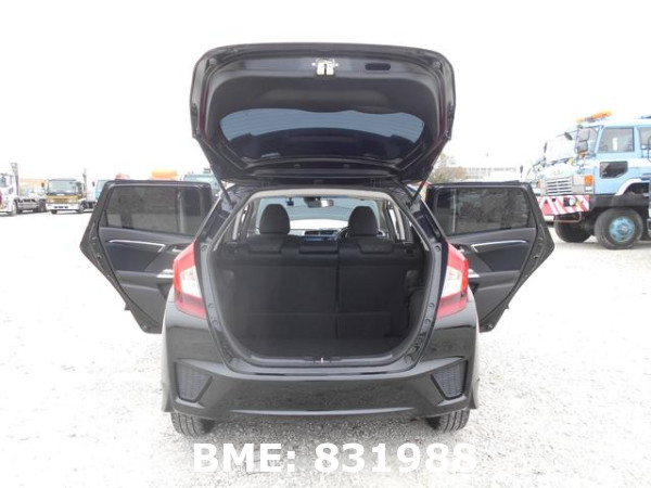 HONDA FIT 13G S PACKAGE