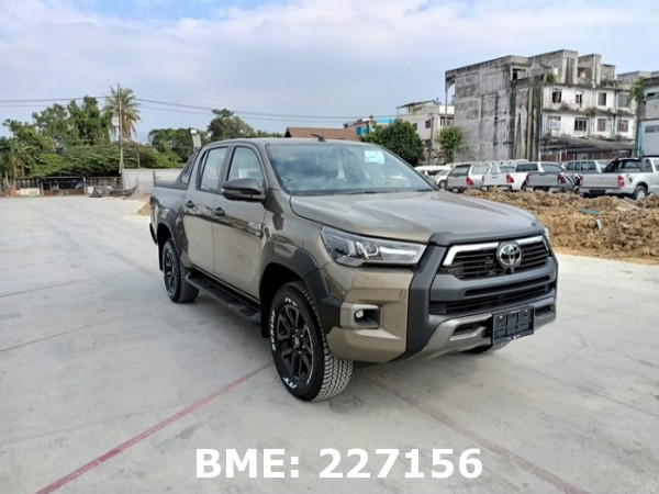 TOYOTA DOUBLE CAB 4WD AT