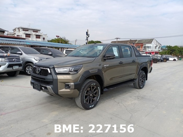 TOYOTA DOUBLE CAB 4WD AT