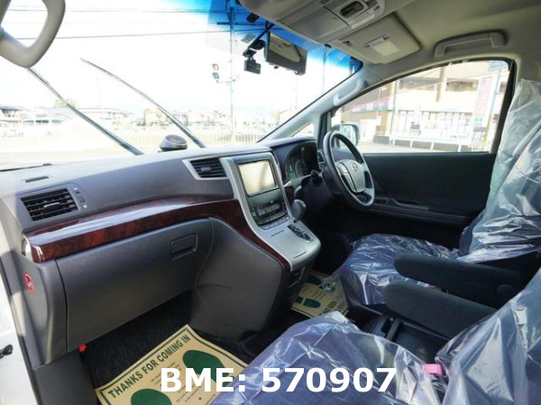 TOYOTA ALPHARD 240S