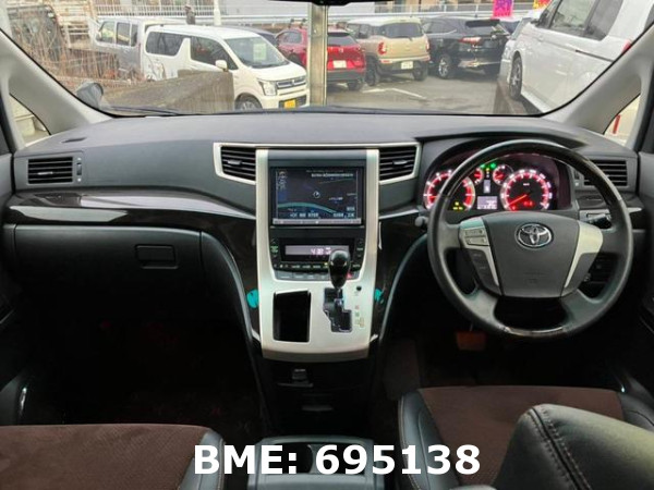 TOYOTA ALPHARD 240S TYPE GOLD II SUNROOF