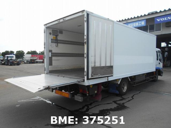 ISUZU FORWARD FREEZER