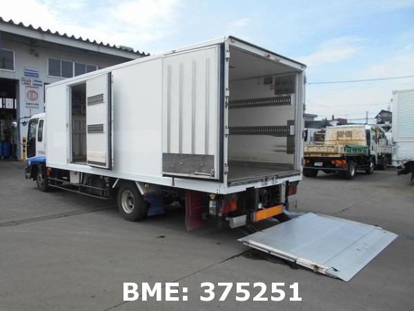 ISUZU FORWARD FREEZER