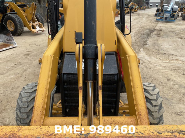 Caterpillar 420F BACKHOE LOADER