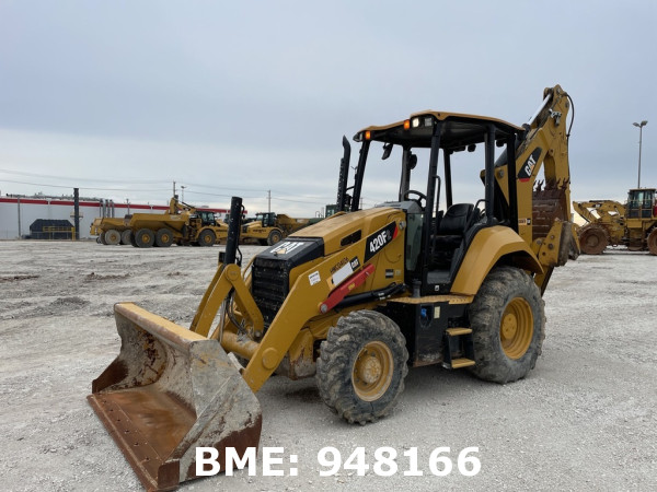 CATERPILLAR 420F2 BACKHOE LOADER