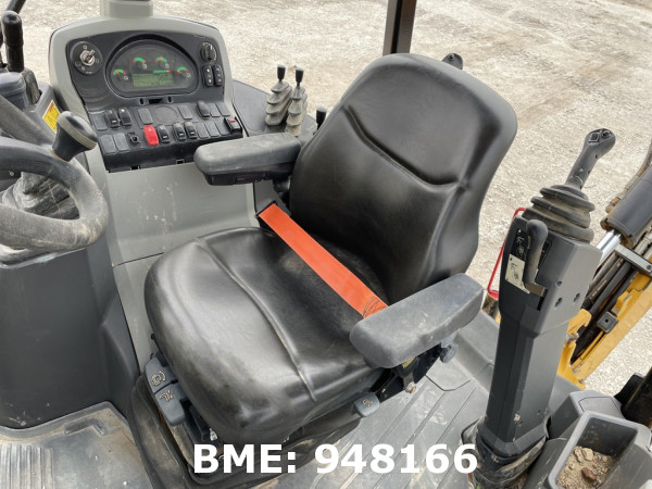 CATERPILLAR 420F2 BACKHOE LOADER