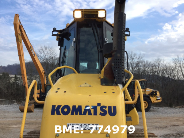 KOMATSU D61PX-24E0