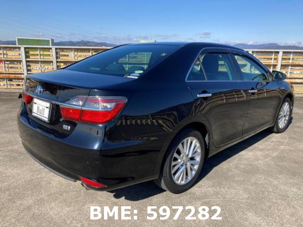 TOYOTA CAMRY HYBRID G PACKAGE