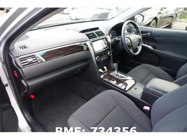 TOYOTA CAMRY HYBRID G PACKAGE