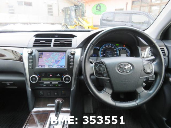 TOYOTA CAMRY HYBRID LEATHER PACKAGE