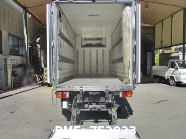 MITSUBISHI FUSO FREEZER & REFRIGERATOR