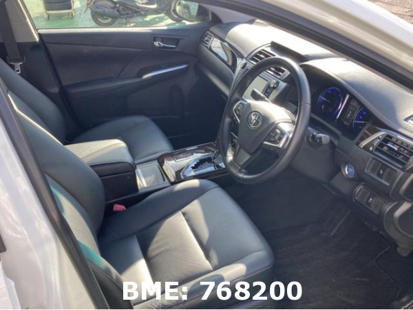 TOYOTA CAMRY HYBRID LEATHER PACKAGE