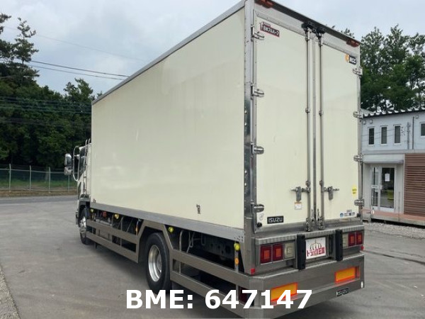 ISUZU FORWARD FREEZER TRUCK