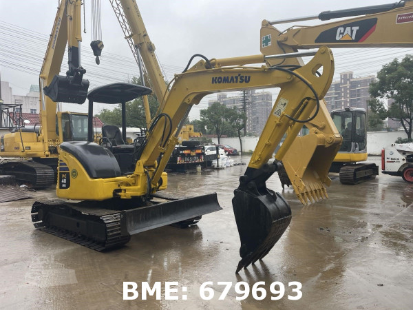 2014 KOMATSU PC40MR