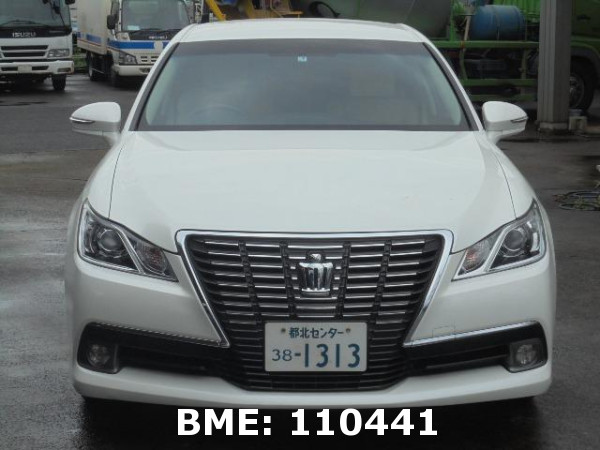 TOYOTA CROWN ROYAL SALOON