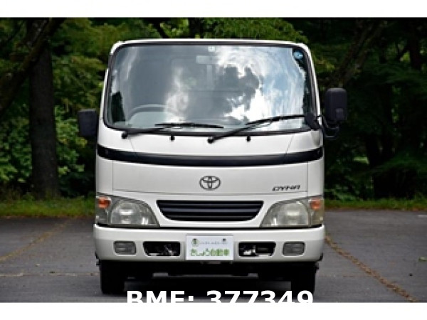 TOYOTA DYNA