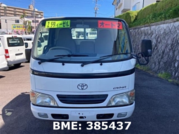 TOYOTA DYNA