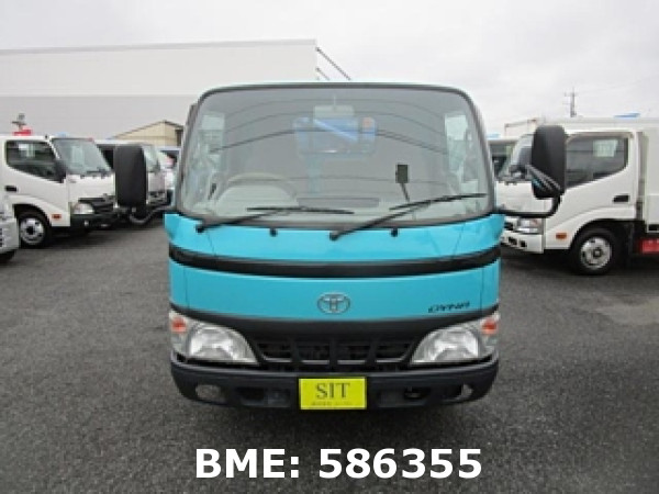 TOYOTA DYNA