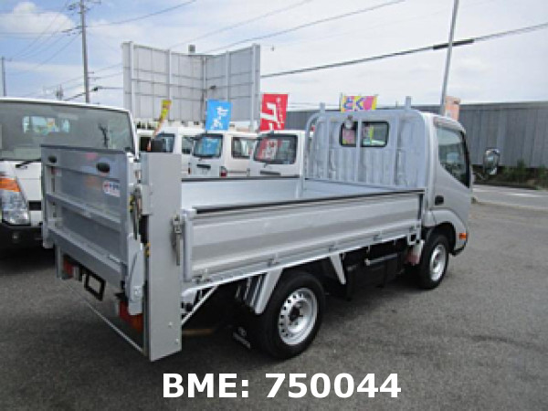 TOYOTA DYNA