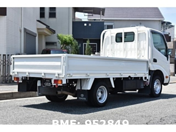 TOYOTA DYNA