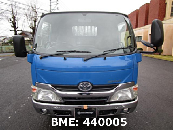 TOYOTA DYNA