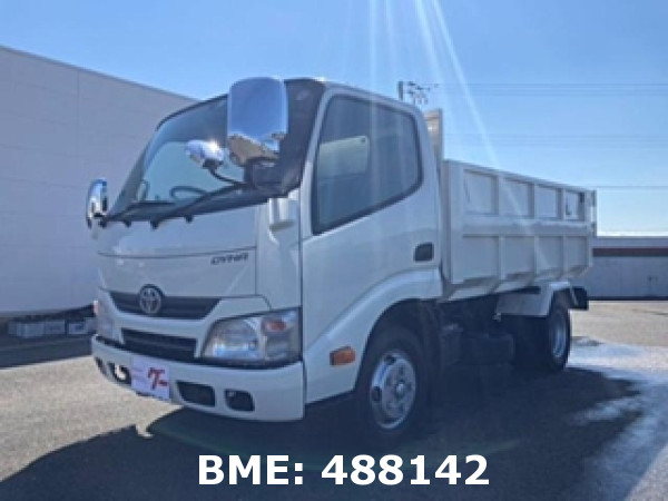 TOYOTA DYNA