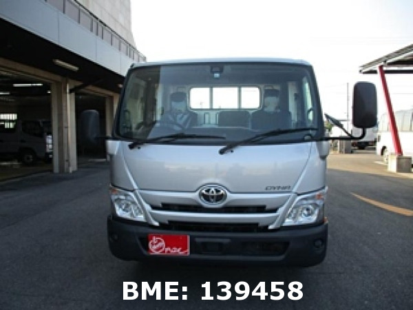 TOYOTA DYNA