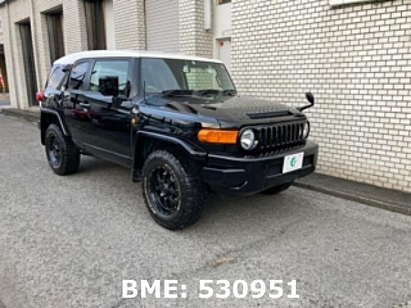 TOYOTA FJ CRUISER