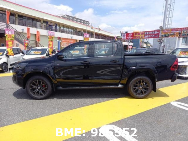 TOYOTA HILUX DIESEL BRAND NEW