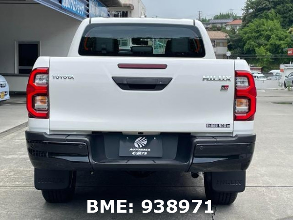 TOYOTA HILUX DIESEL BRAND NEW