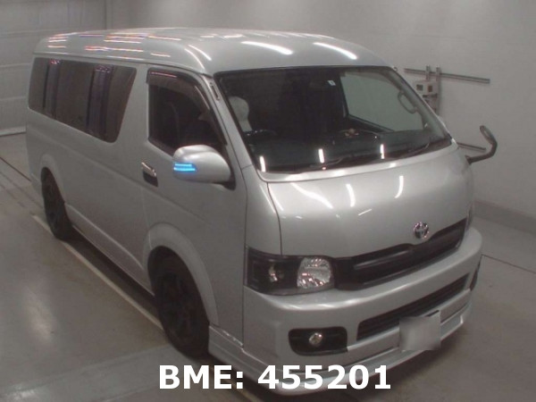 TOYOTA HIACE